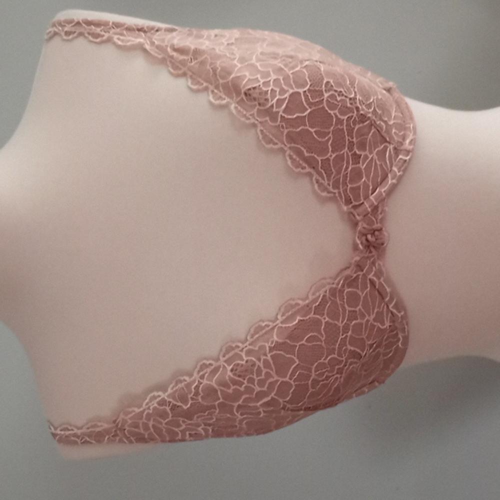 Victoria's Secret underwire bra